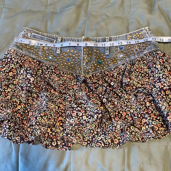 Y2K Western Ruffle Mini Skirt 6 Jean Floral Jewel Stud Express Denim 00s Baby - Picture 15 of 16